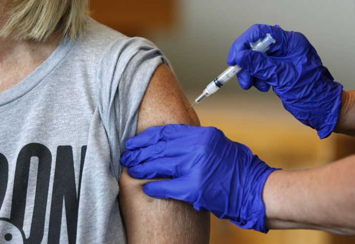 US COVID-19 cases rising again, doubling over three weeks